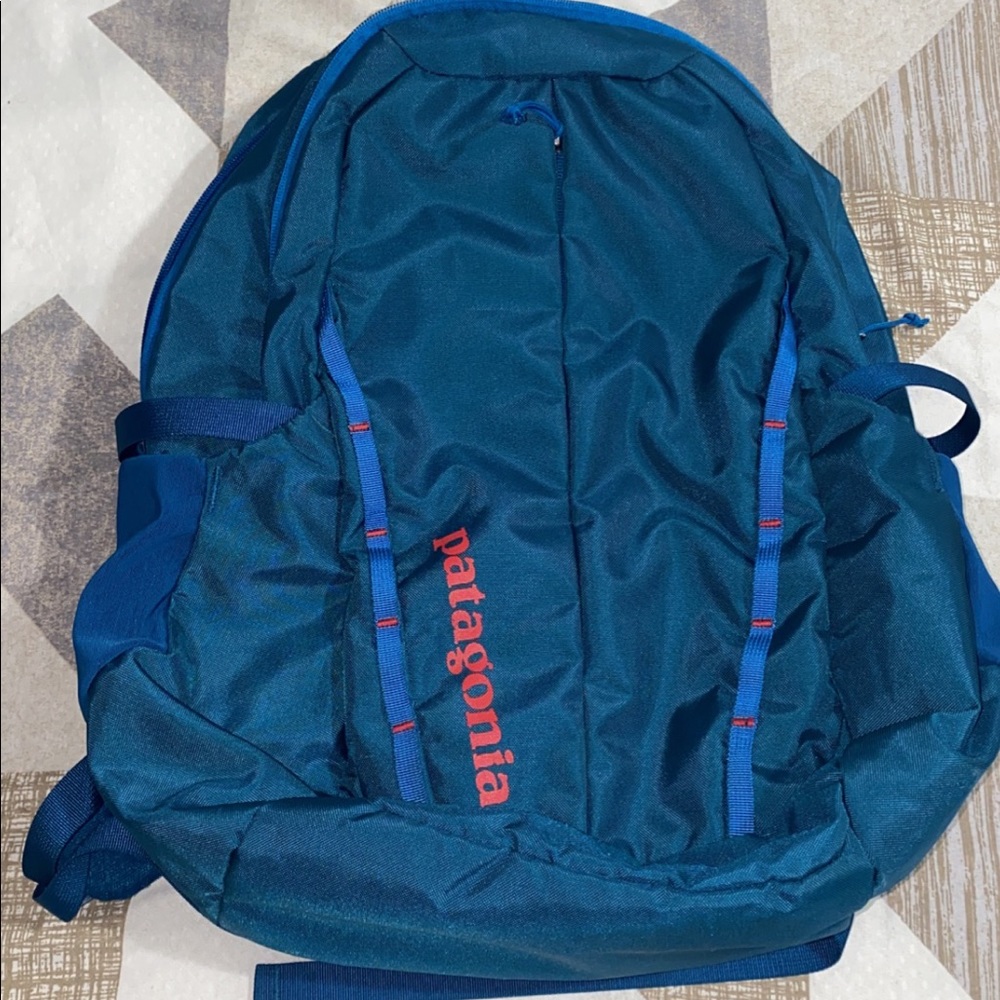 Patagonia Refugio 28L